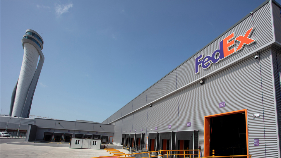 FedEx, İstanbul Havalimanı'nda yeni tesisini açtı