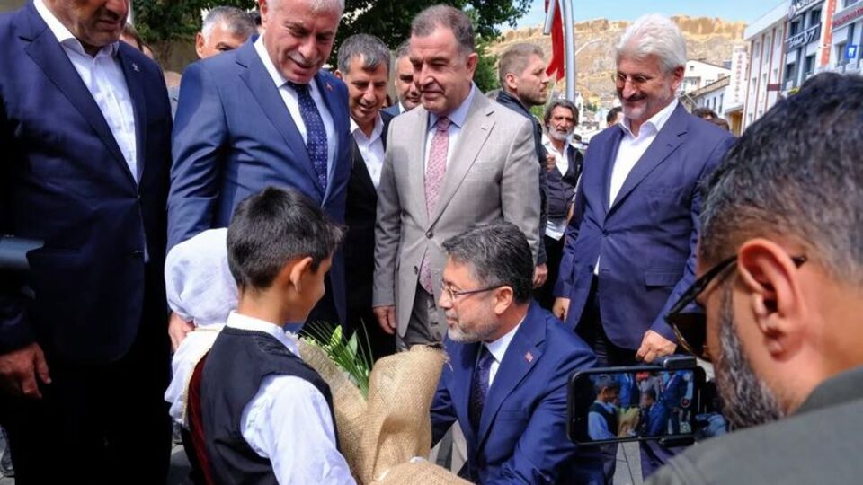 Bakan Yumaklı: Önümüzdeki hafta 6 ilde daha hayvan pazarlarını açacağız