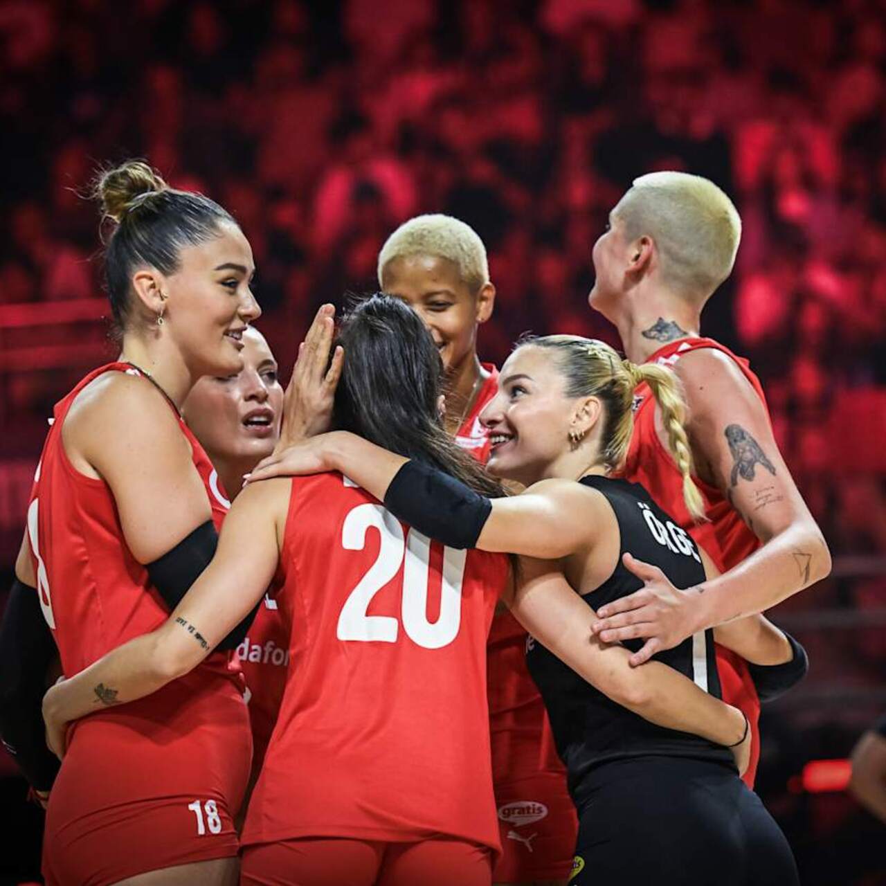 Filenin Sultanları yarı finalde!