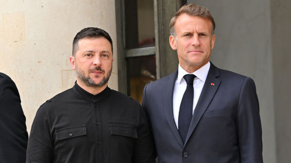 Macron ile Zelenskiy açıklamalarda bulundu