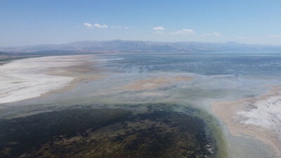 Eğirdir ve Hoyran göllerinde kuraklık