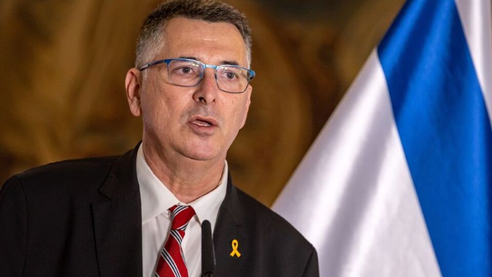 İsrail'den Macron'un ziyaretine ret