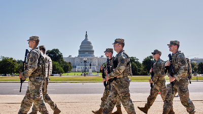 Trump yönetimine Ulusal Muhafız davası