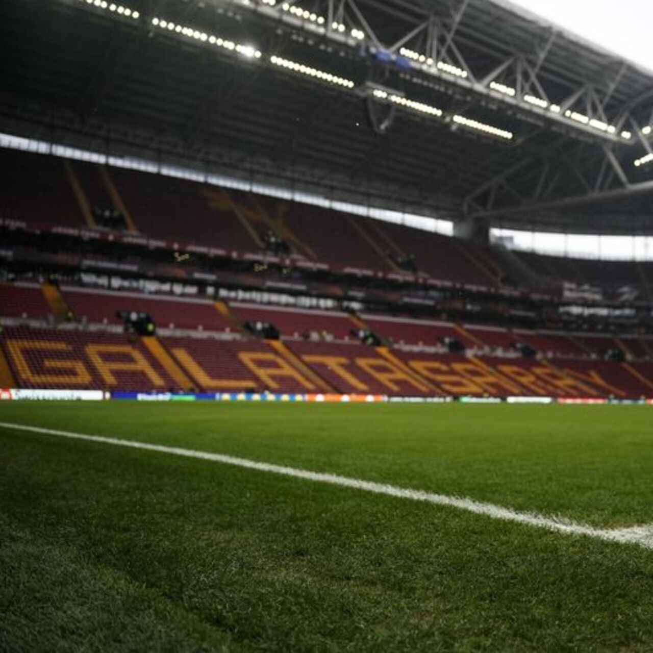 Galatasaray'dan zemin açıklaması