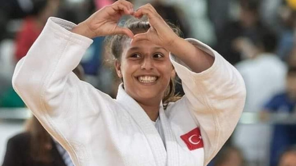 Ecem Baysuğ'dan Slovakya'da altın madalya!