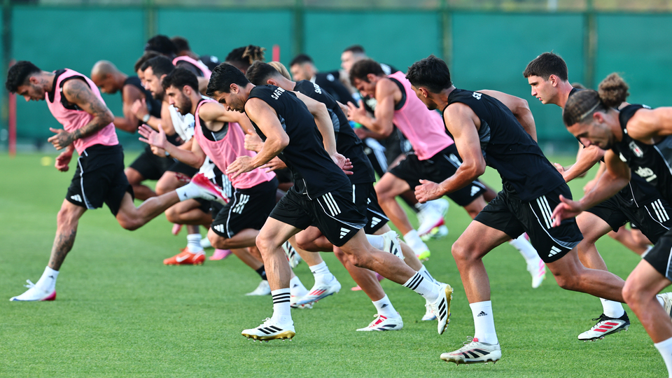 Beşiktaş'ta Başakşehir mesaisi sürüyor!