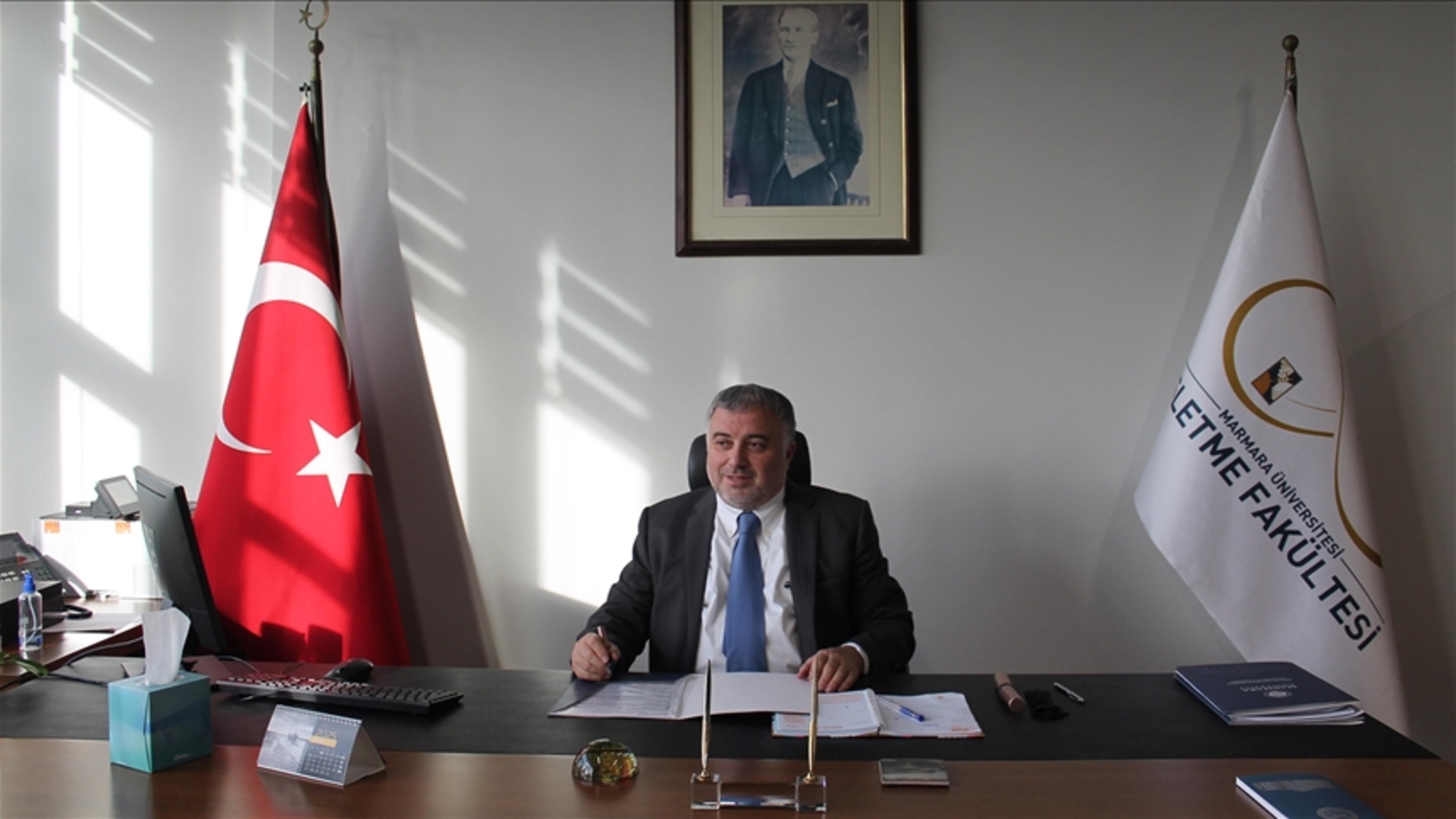 Marmara Üniversitesi'nin Yeni Rektörü Prof. Dr. Mehmet Emin Okur Kimdir? | Akademik Kariyeri ve Hayatı