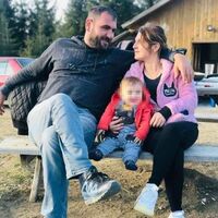 200 metrelik uçurumda birlikte can verdiler!
