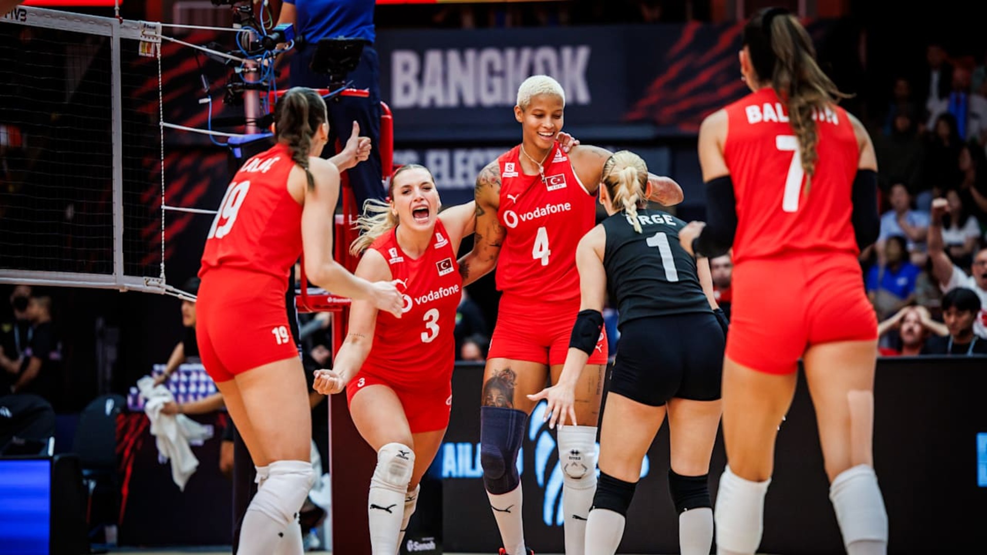 Filenin Sultanları Yarı Finalde! Türkiye - Japonya Maçı İçin Geri Sayım Başladı