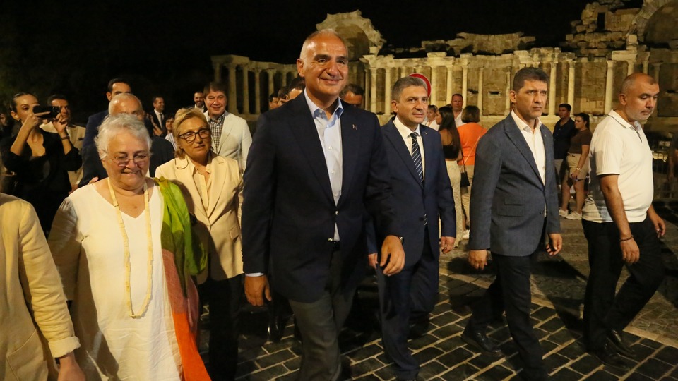 27 ören yerinde gece müzeciliği