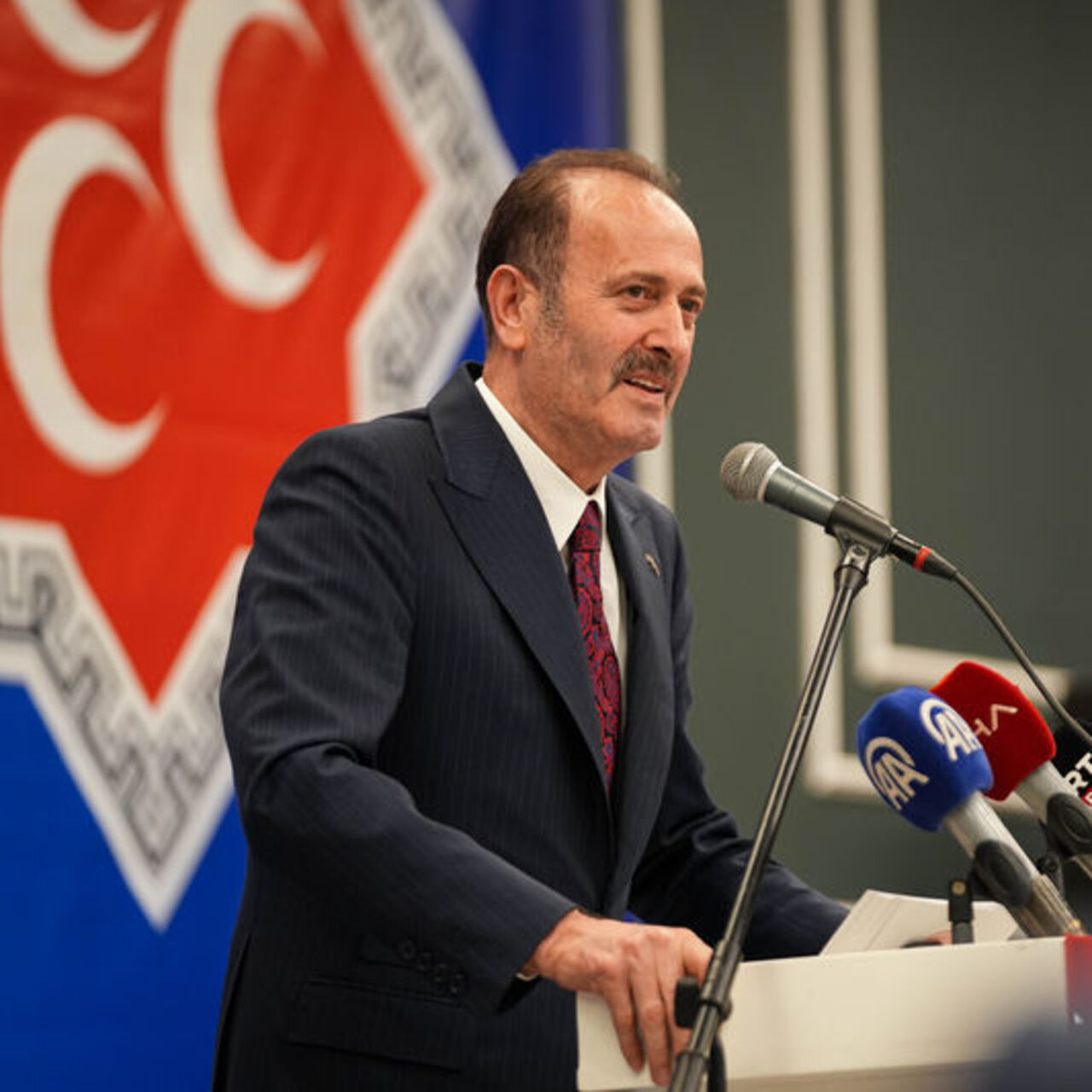 MHP'li Osmanağaoğlu Van'da 'Terörsüz Türkiye'yi anlattı