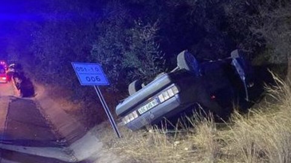 Tarsus'ta otomobil devrildi: 1 ölü, 3 yaralı