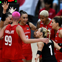 CANLI | Sultanlar tarih yazmak için parkede!