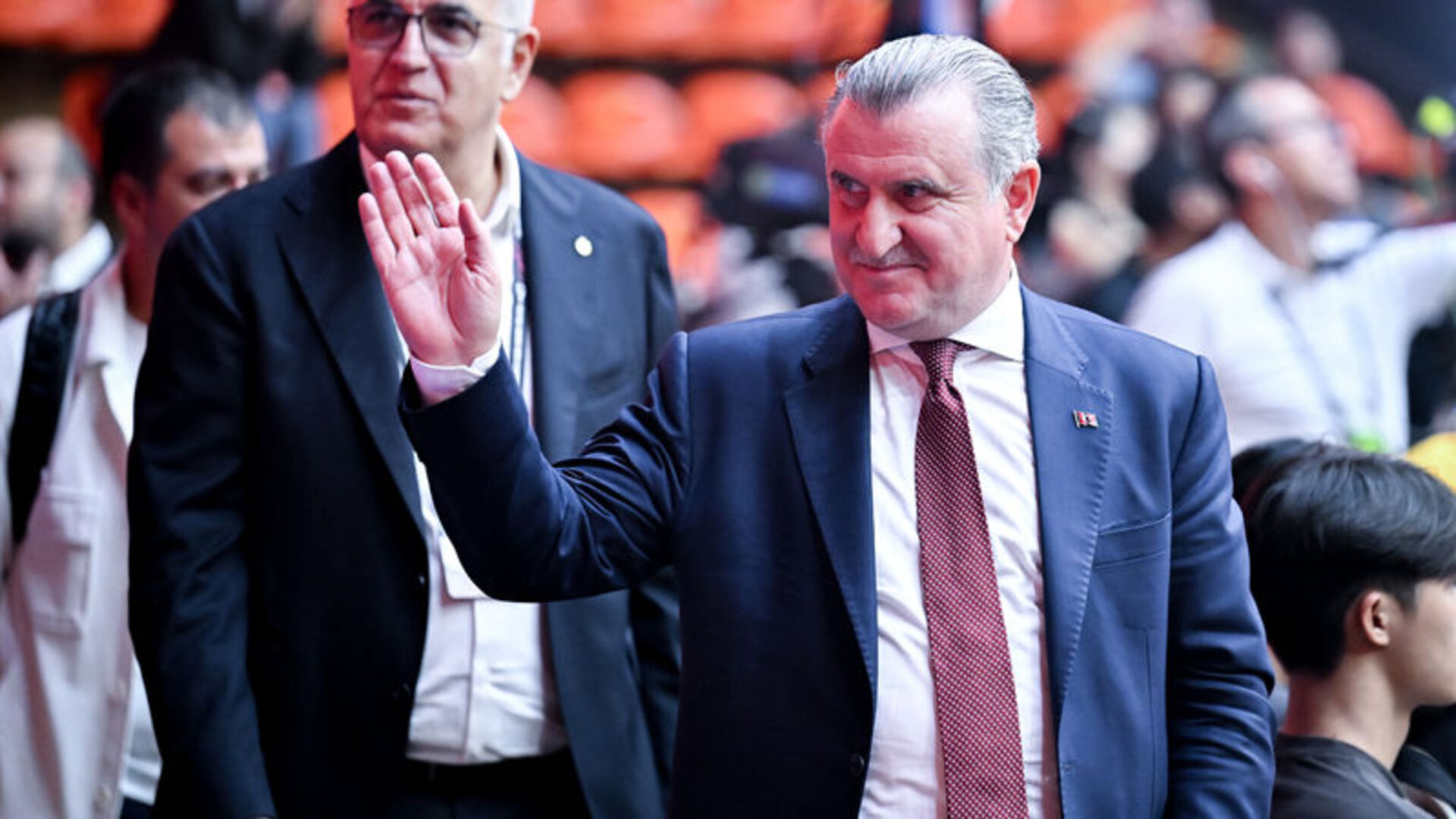 Filenin Sultanları'na Bakan Bak'tan Coşkulu Kutlama! Milli Takımımızın Başarısı Göğüs Kabarttı