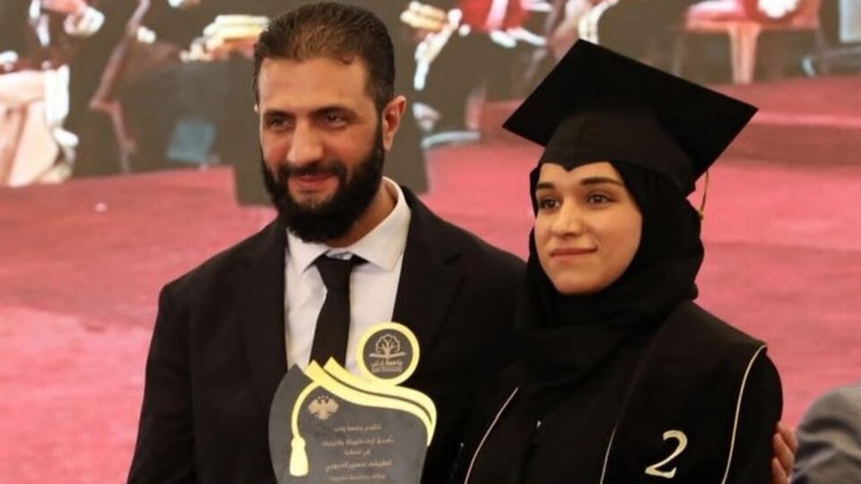 Şara'nın eşi mezun oldu