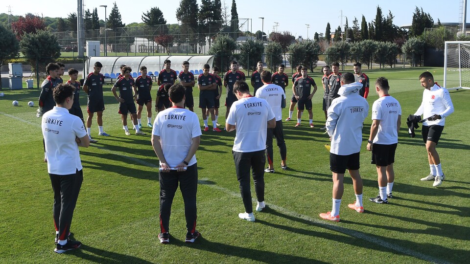 Ümit Milliler Hırvatistan karşısında!