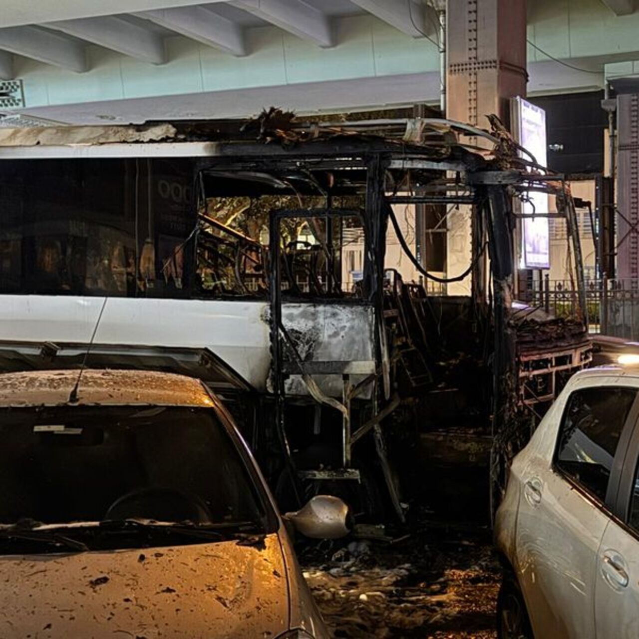 Şişli'de Dehşet: Tur Otobüsü Alev Topuna Döndü