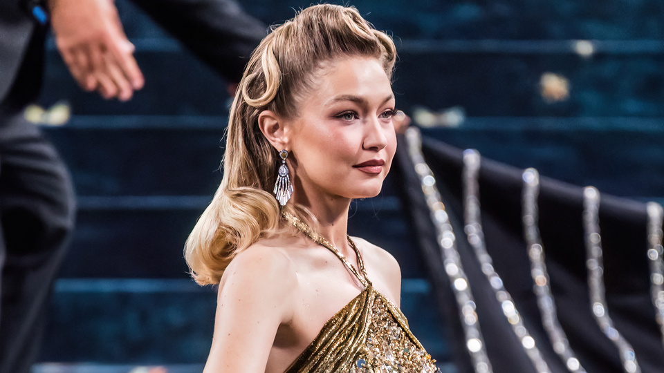 Çok istedi ama Rapunzel olamadı