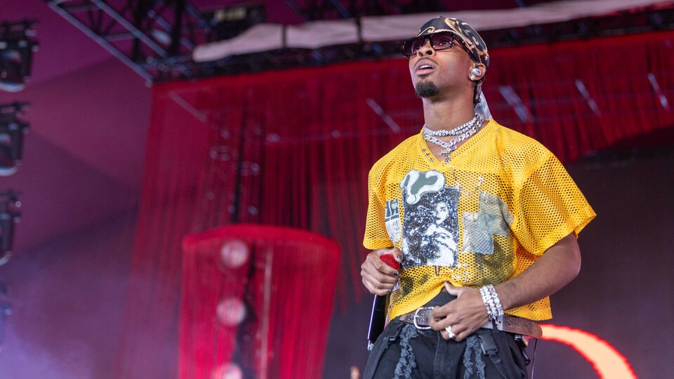 Otomobilinde ceset bulundu