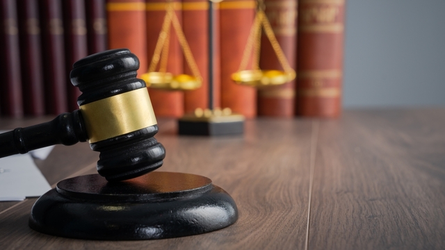 Demokrat olmak yeter