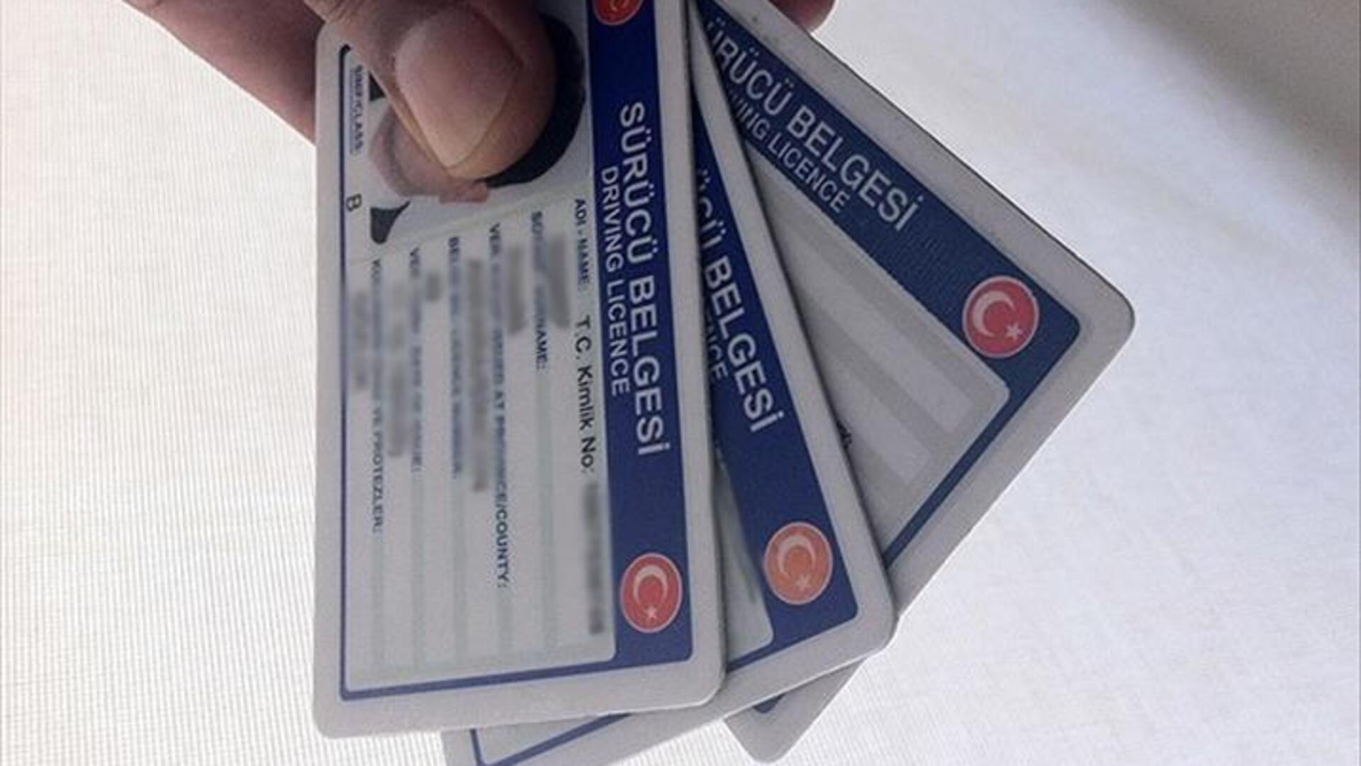 Ehliyet yenileme 7 bin liraya çıkacak! Ehliyet yenileme için son tarih nedir ve yenileme ücreti ne kadar?