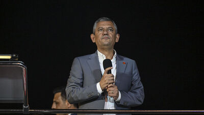 Özgür Özel, Kadıköy'de konuştu