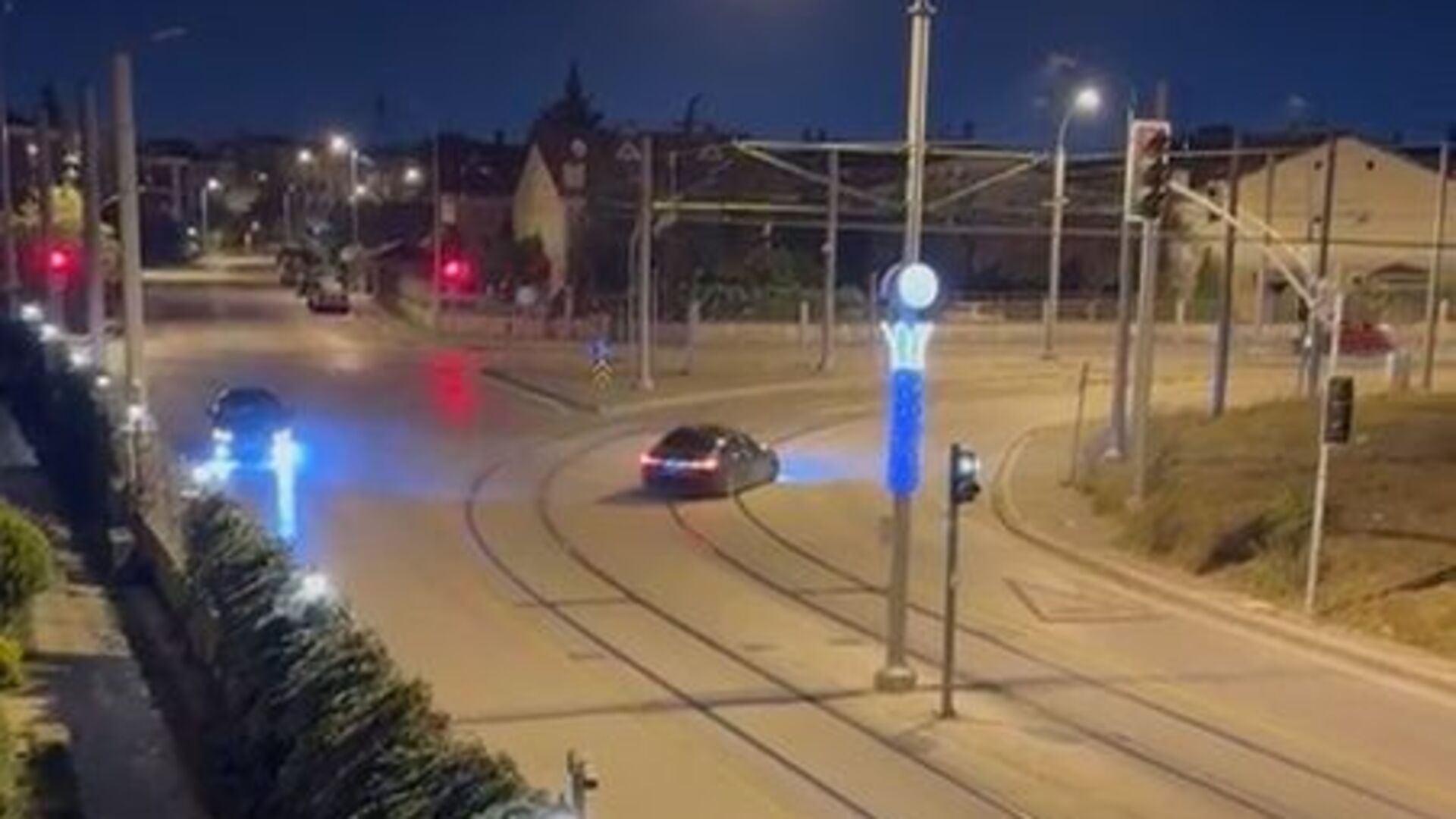 Kocaeli'de Tramvay Yolunda Drift Yapmak İyi Fikir Değilmiş: 55 Bin Lira Ceza Yedirtti!
