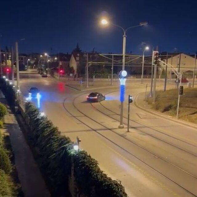 Tramvay yolunda drift yapan sürücüye 55 bin lira ceza