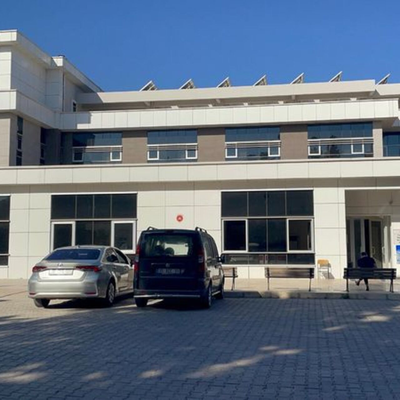Eğlence mekanında eski sevgilisini öldürdü!