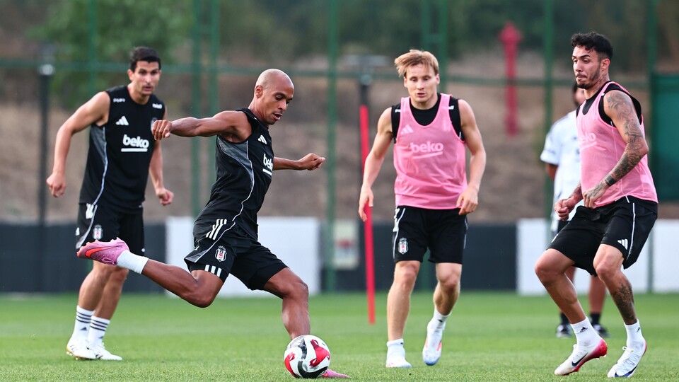 Beşiktaş'ta Başakşehir mesaisi sürüyor!