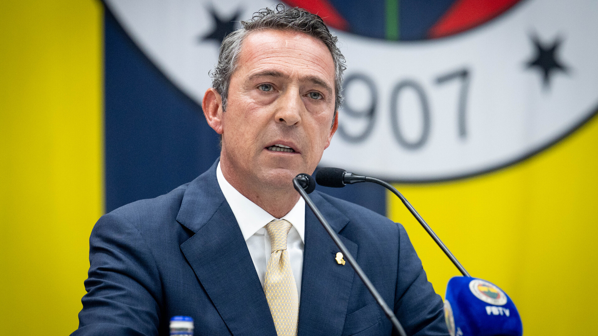Ali Koç'tan Flaş Transfer Açıklaması: 'Hepimiz Bir 8 Numarası Bekliyoruz'