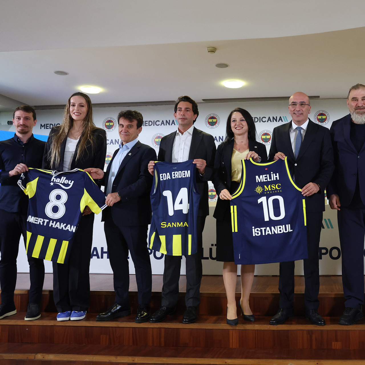 Fenerbahçe'ye yeni sağlık sponsoru!