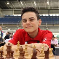 Ediz Gürel, dünya şampiyonunu devirdi!