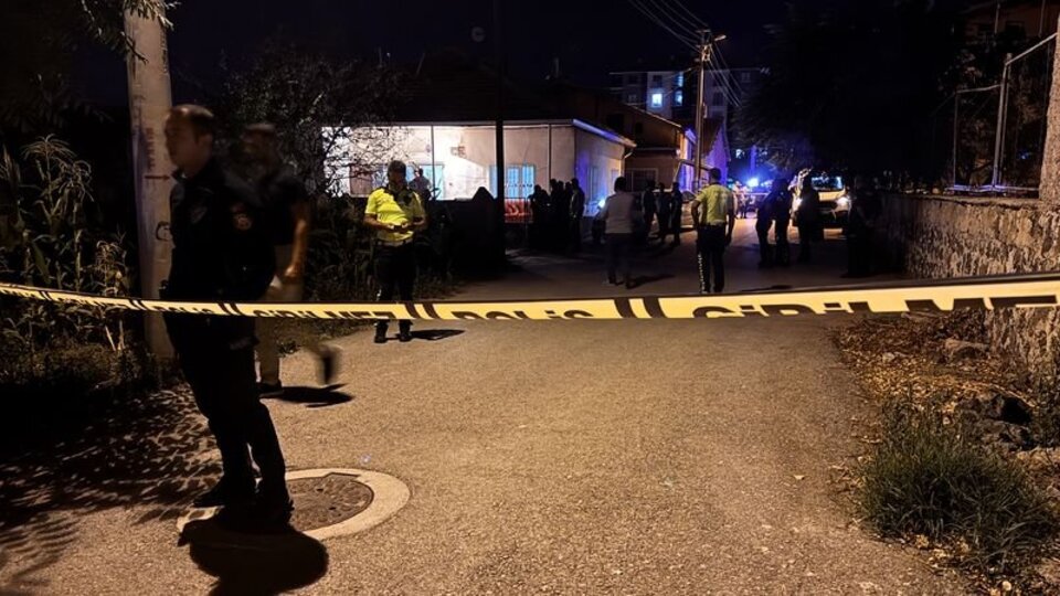 Annesi, kardeşi ve komşusunu vuran şüpheli, intihara kalkıştı