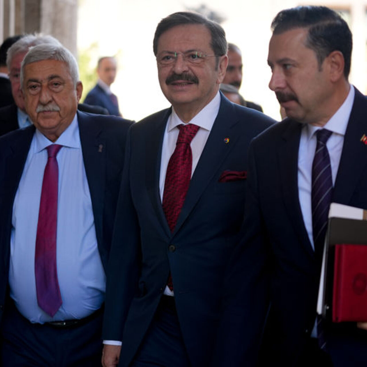 Komisyonda iş dünyası temsilcileri dinlendi