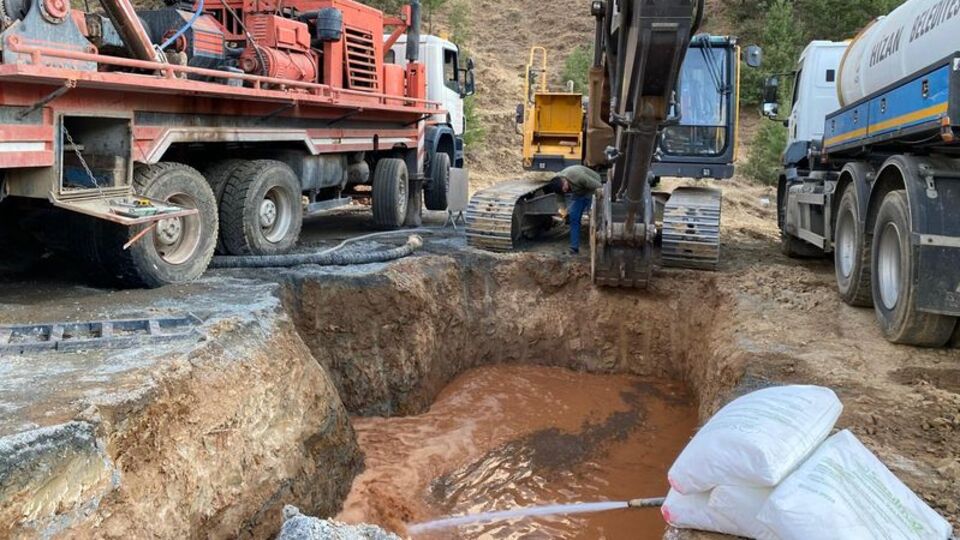 Hizan'da içme suyu için sondaj