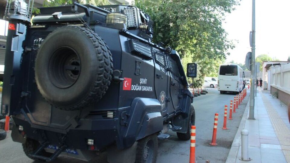 İzmir saldırısında 2 tutuklama