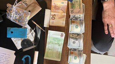 Tuvalette 400 bin liralık döviz ve altın buldu