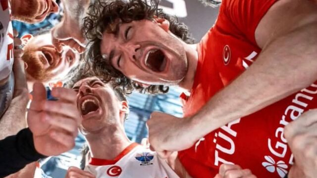 12 Dev Adam Riga da devleşti