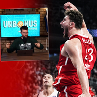 YouTube yayınında Türkçe "12 Dev Adam" performansı