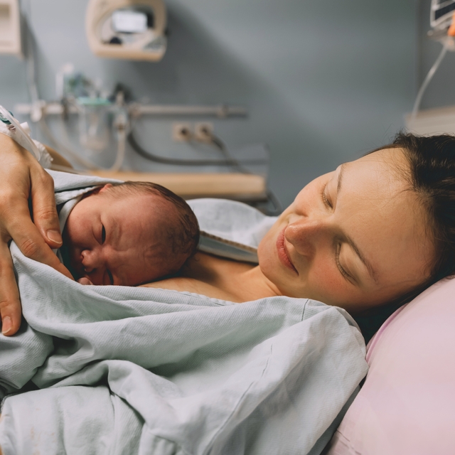 Erken doğan bebeklere aşı hemen yapılır mı?