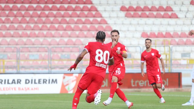 Boluspor evinde zorlanmadı!