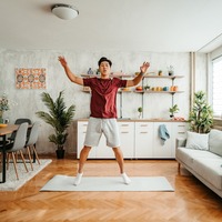 İşte evde yapılabilecek basit egzersizler