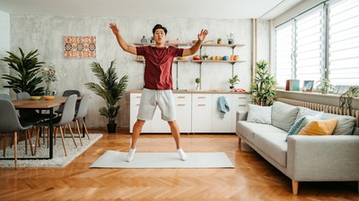 İşte evde yapılabilecek basit egzersizler