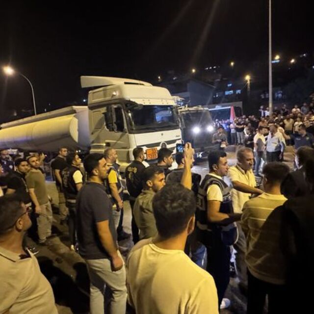 TIR'ın çarptığı genç öldü
