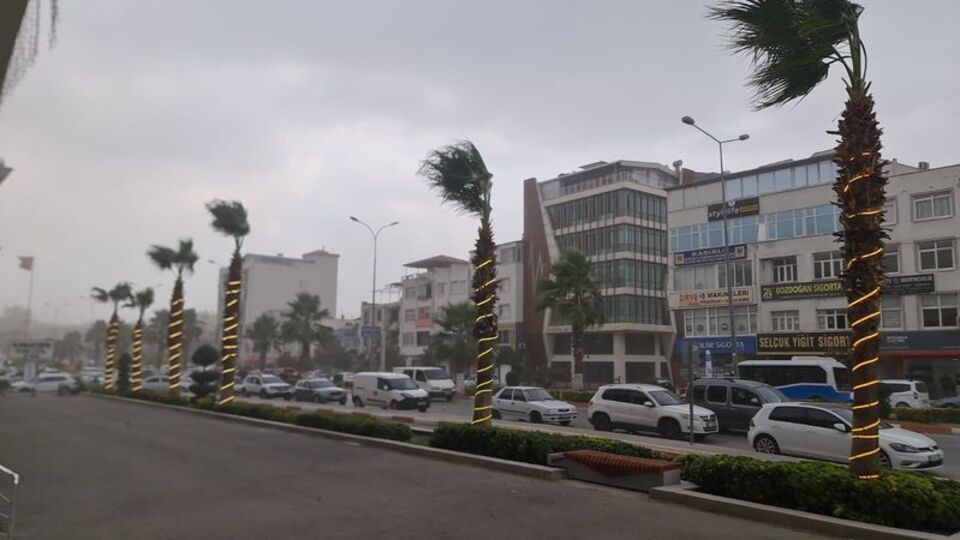 Yağış çok az, rüzgar etkili!