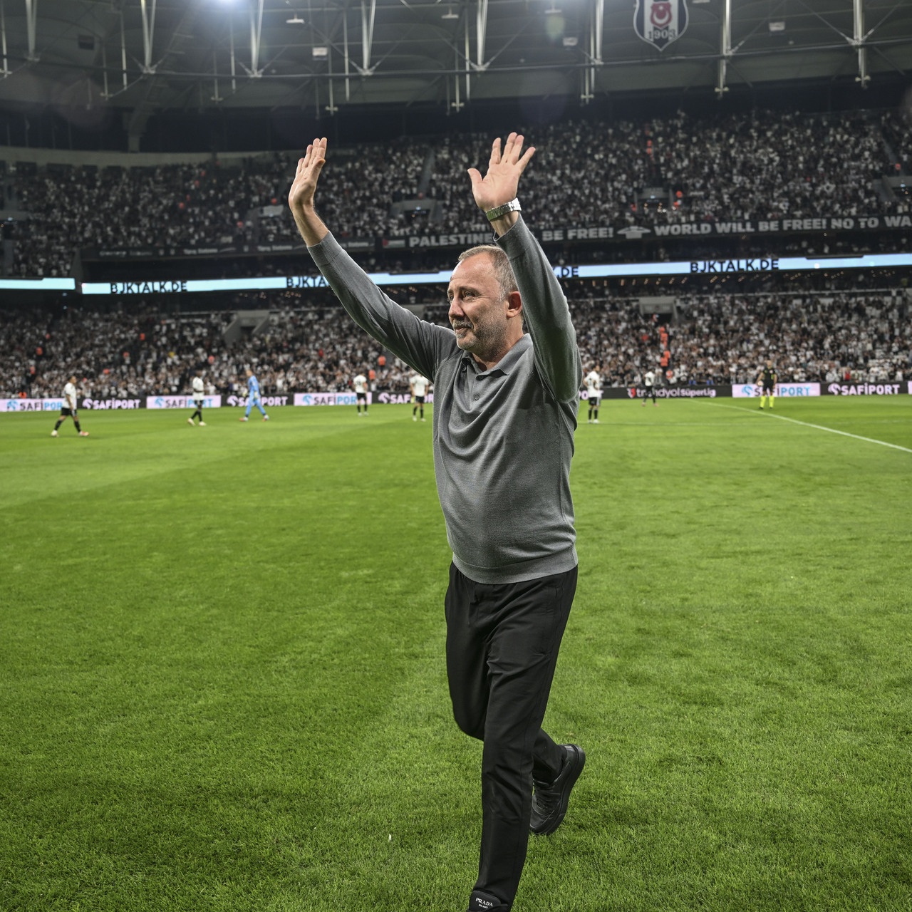 Beşiktaş sil baştan!