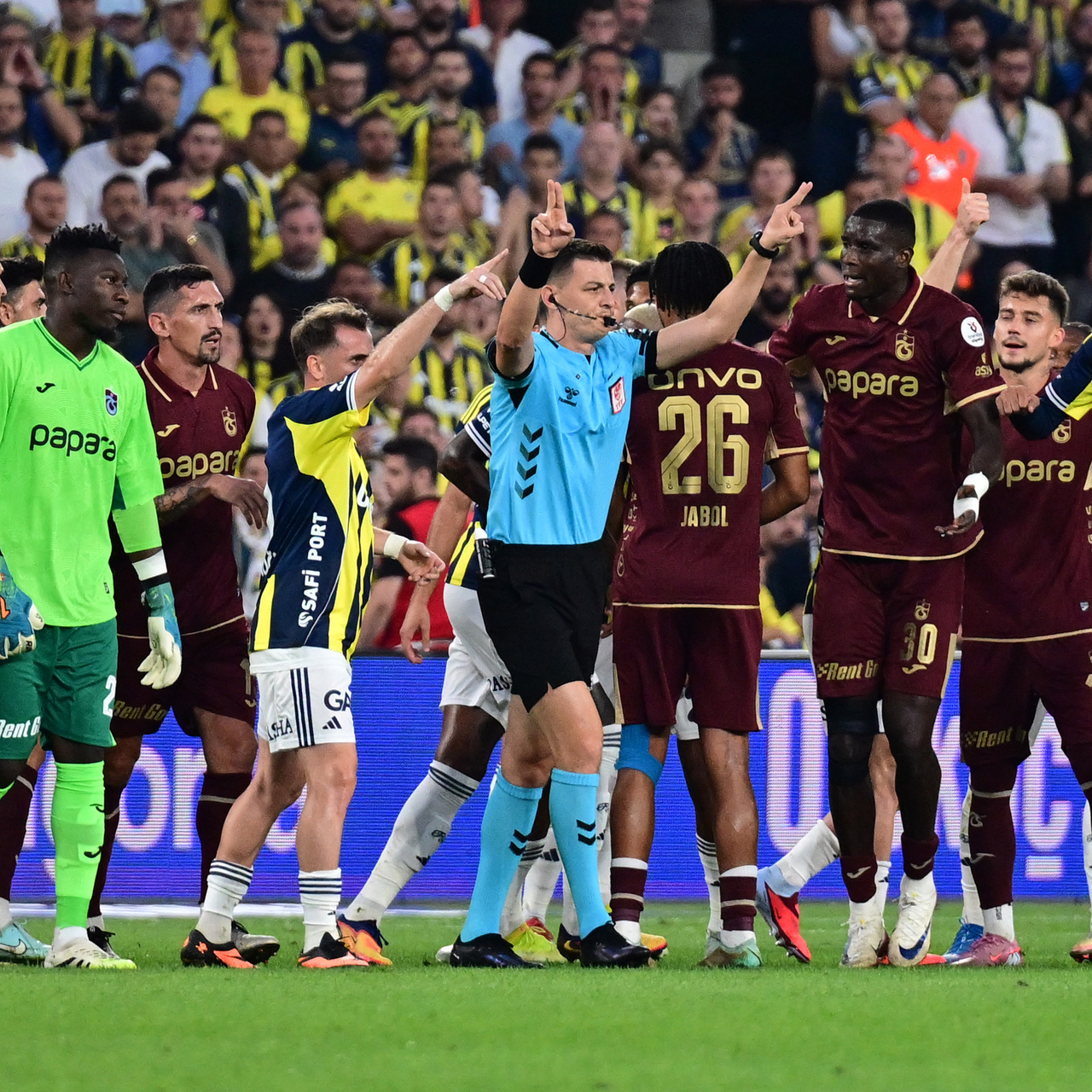 VAR sonrası kırmızı kart!