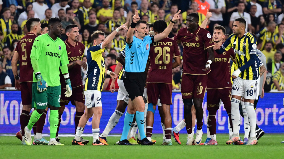 VAR sonrası kırmızı kart!