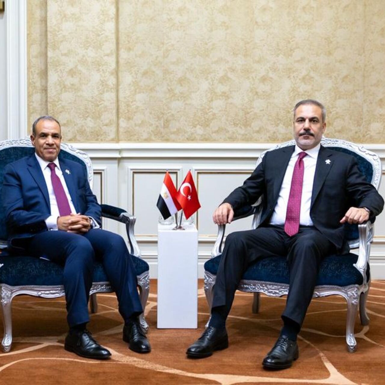Bakan Fidan'dan diplomasi trafiği